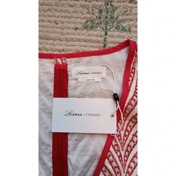 Lovers + Friends Red White Embroidered Eyelet Crop Top Boho V Neck Revolve NWT L - Picture 7 of 11